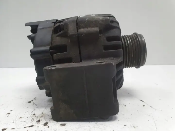 Fiat Punto II 1.3 M-JET ALTERNATOR valeo 51718499 75A