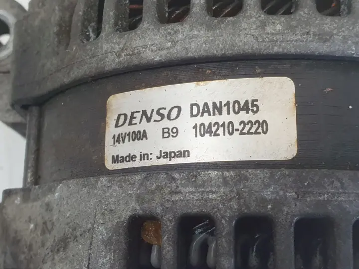Toyota Avensis T25 2.0 D4D ALTERNATOR denso 104210-2220