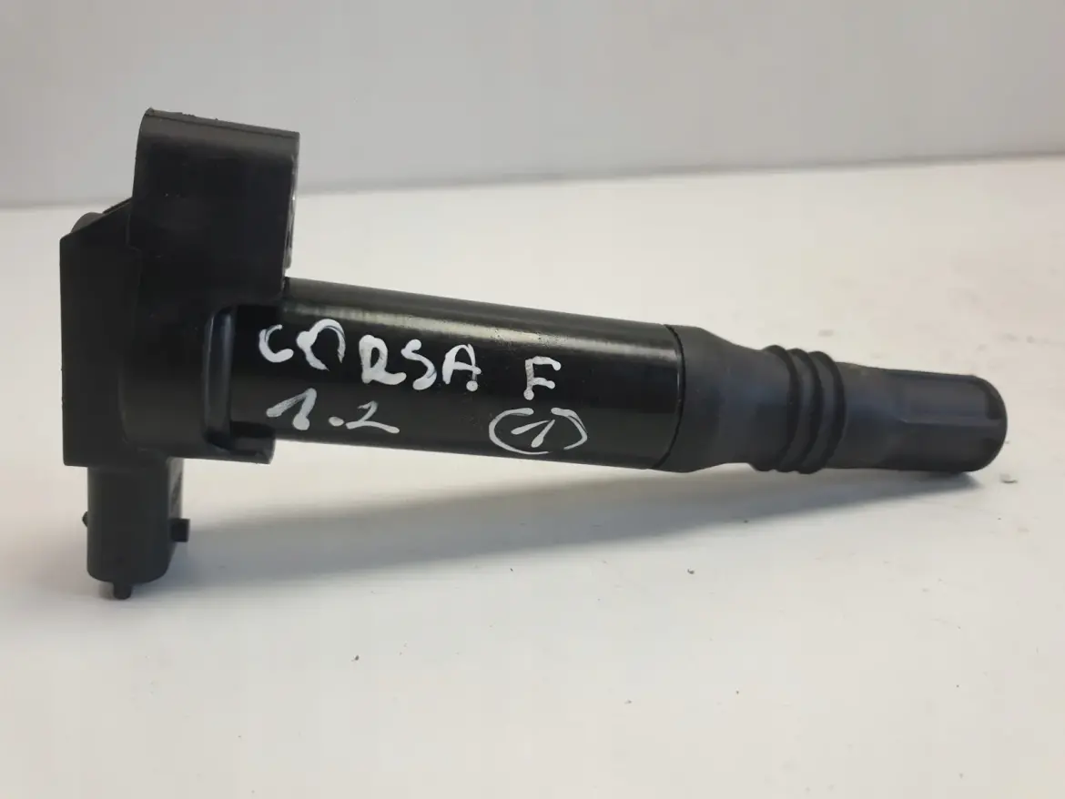 Opel Corsa F 1.2 VTI CEWKA ZAPŁONOWA 9671214580