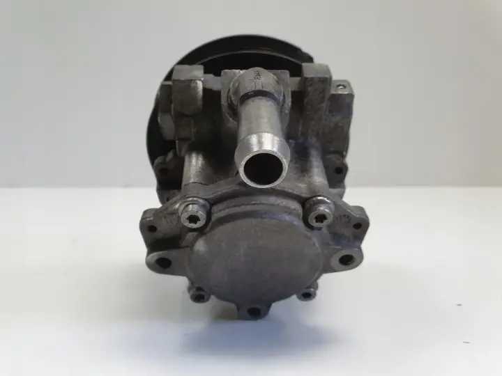 BMW E90 2.5 i POMPA WSPOMAGANIA