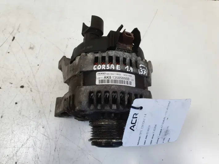 Opel Corsa E 1.4 16V ALTERNATOR 13585666B denso