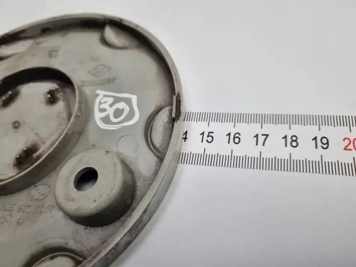 Renault DEKIELEK FELGI Kapsel kołpak 8200134772 140 mm 14cm