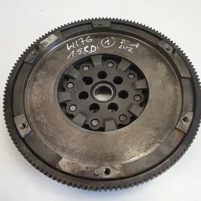 Mercedes W176 1.5 CDI KOŁO DWUMASOWE dwumasa