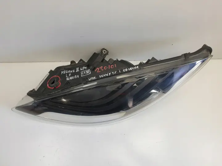 Renault Megane III LIFT PRZEDNIA LAMPA LEWA przód