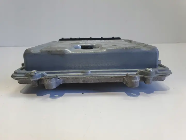 Volvo V40 II 2.0 D3 STEROWNIK SILNIKA komputer 31336983 0281018414