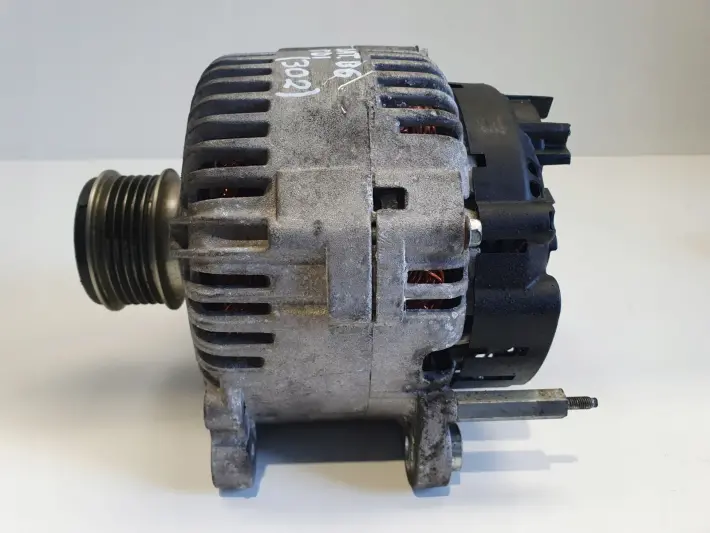 VW Passat B6 2.0 TDI ALTERNATOR