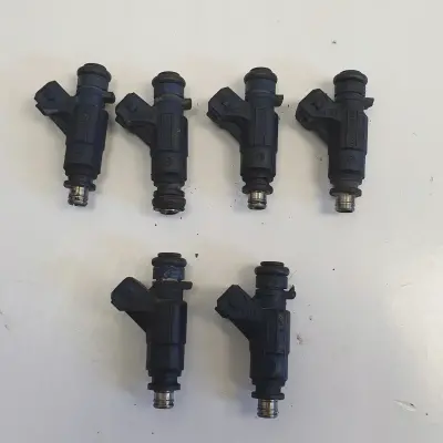 Mercedes W203 2.6 V6 WTRYSKIWACZ 0280156014