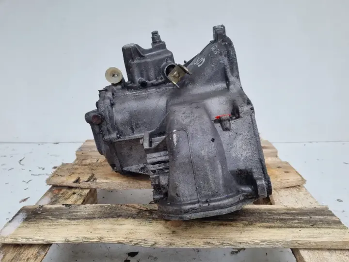 Opel Corsa A 1.0 12V SKRZYNIA BIEGÓW manualna MANUAL W394