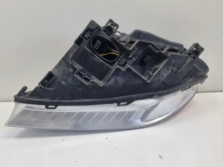 Volvo S80 II V70 III 06-16r PRZEDNIA LAMPA PRAWA PRAWY PRZÓD skręt 31283916