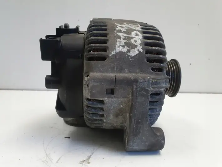 BMW X6 E71 3.0 D ALTERNATOR 7796125 valeo 170A