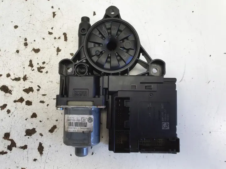 VW Passat B7 SILNICZEK PODNOSZENIA SZYBY prawy przód PASAŻERA 3C0959702A