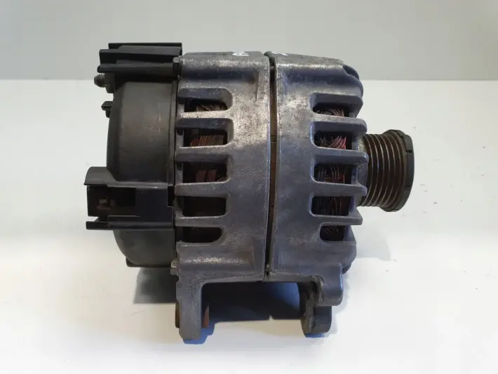 Audi A6 C7 2.0 TDI ALTERNATOR valeo 04L903017C 180A