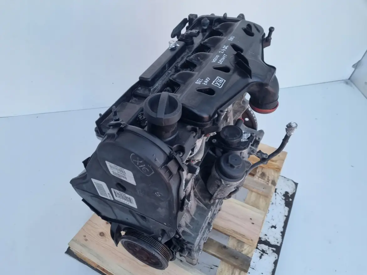 SILNIK Volvo XC70 II 2.4 D D5 DIESEL 185KM pali D5244T D5244T4