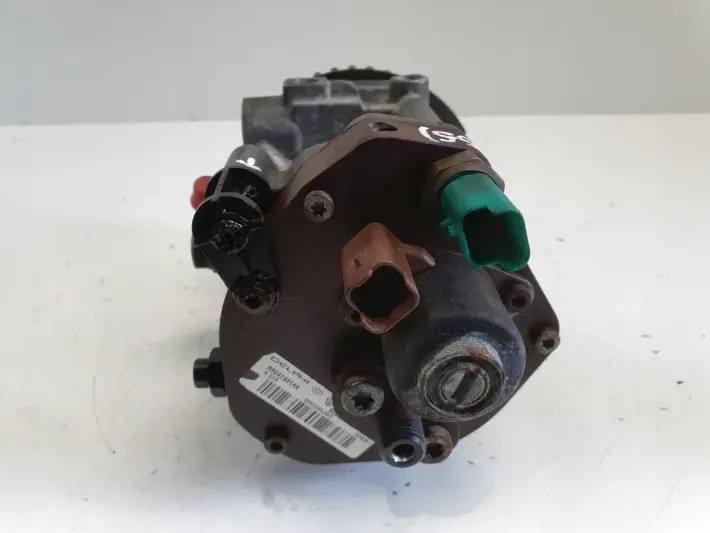 Renault Kangoo II 1.5 DCI POMPA WTRYSKOWA 8200057346-C 8200057225