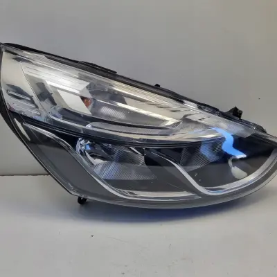 Renault Clio IV 16-20r LIFT PRZEDNIA LAMPA PRAWA PRAWY PRZÓD 260100653R