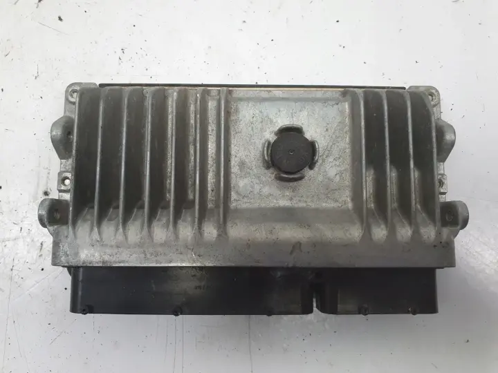 Toyota Corolla XII E21 1.8 H STEROWNIK SILNIKA komputer 89661-0ZS10
