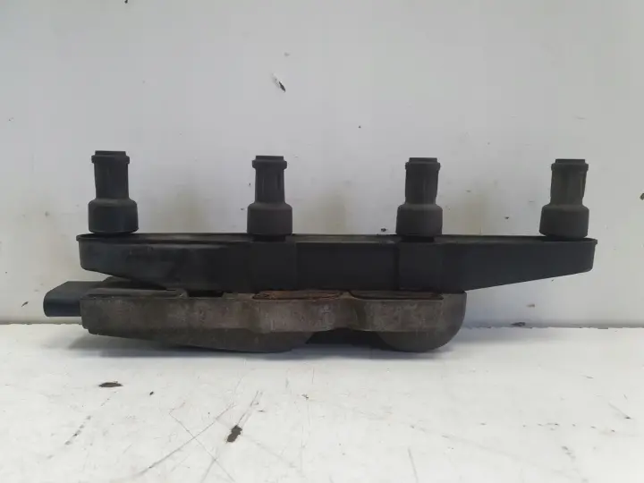 Skoda Fabia I 1.4 MPI CEWKA ZAPŁONOWA 047905104A