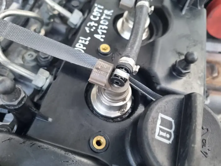 SILNIK BEZ OSPRZĘTU Opel Astra III H 1.7 CDTI 125KM pali A17DTR