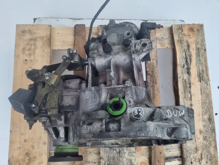 VW Bora 1.6 16V SKRZYNIA BIEGÓW DUW manualna MANUAL