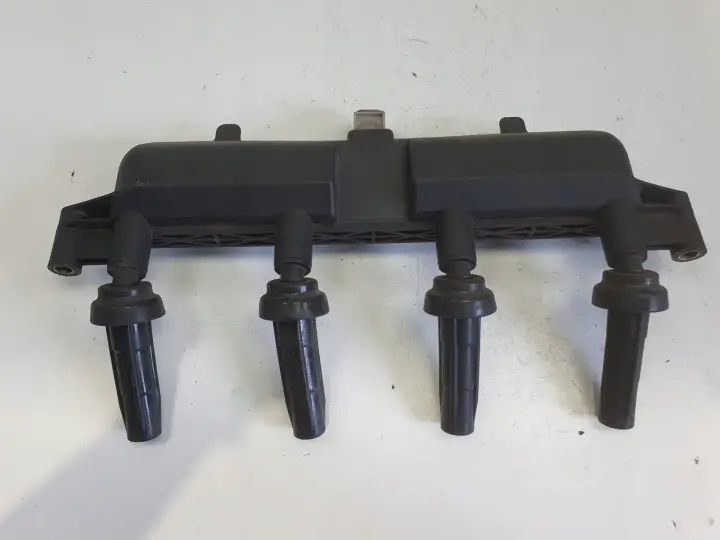 Peugeot Citroen 1.1 1.4 8V CEWKA ZAPŁONOWA