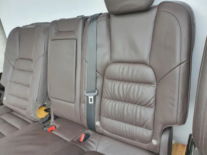 Porsche Cayenne FOTELE KOMPLET FOTELI europa DVD