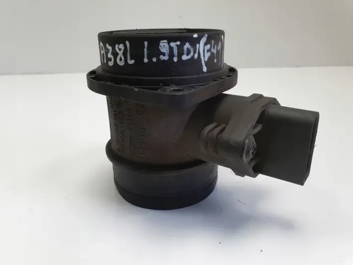 Audi A3 8L 1.9 TDI PRZEPŁYWOMIERZ POWIETRZA 0281002531 038906461B