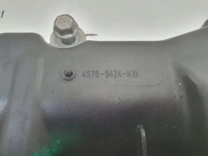 Jaguar XF 2.7 D POKRYWA ZAWORÓW kolektor ssący 4S7Q-9424-KB