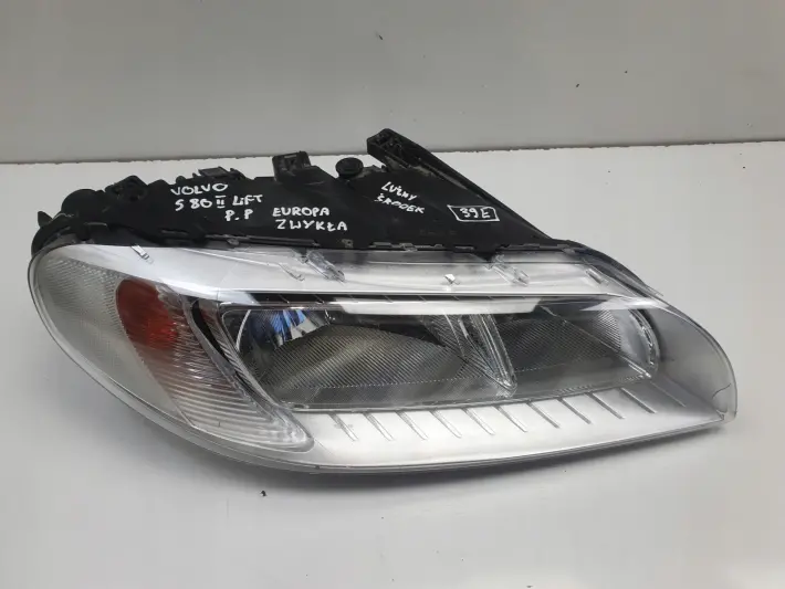 Volvo S80 II V70 III LIFT PRZEDNIA LAMPA PRAWA PRAWY PRZÓD europa 31420020