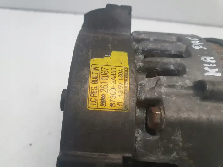 Hyundai i30 1.6 CRDI ALTERNATOR valeo 2611067 130A