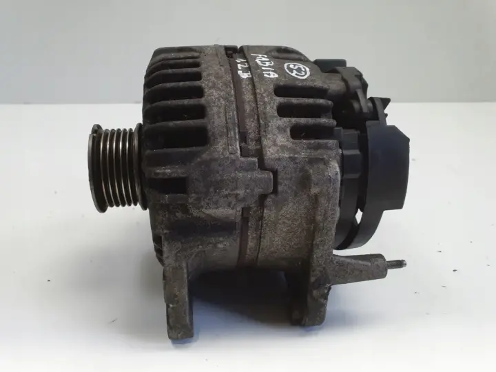 VW Golf V 1.6 FSI ALTERNATOR 03C903023D 110A bosch