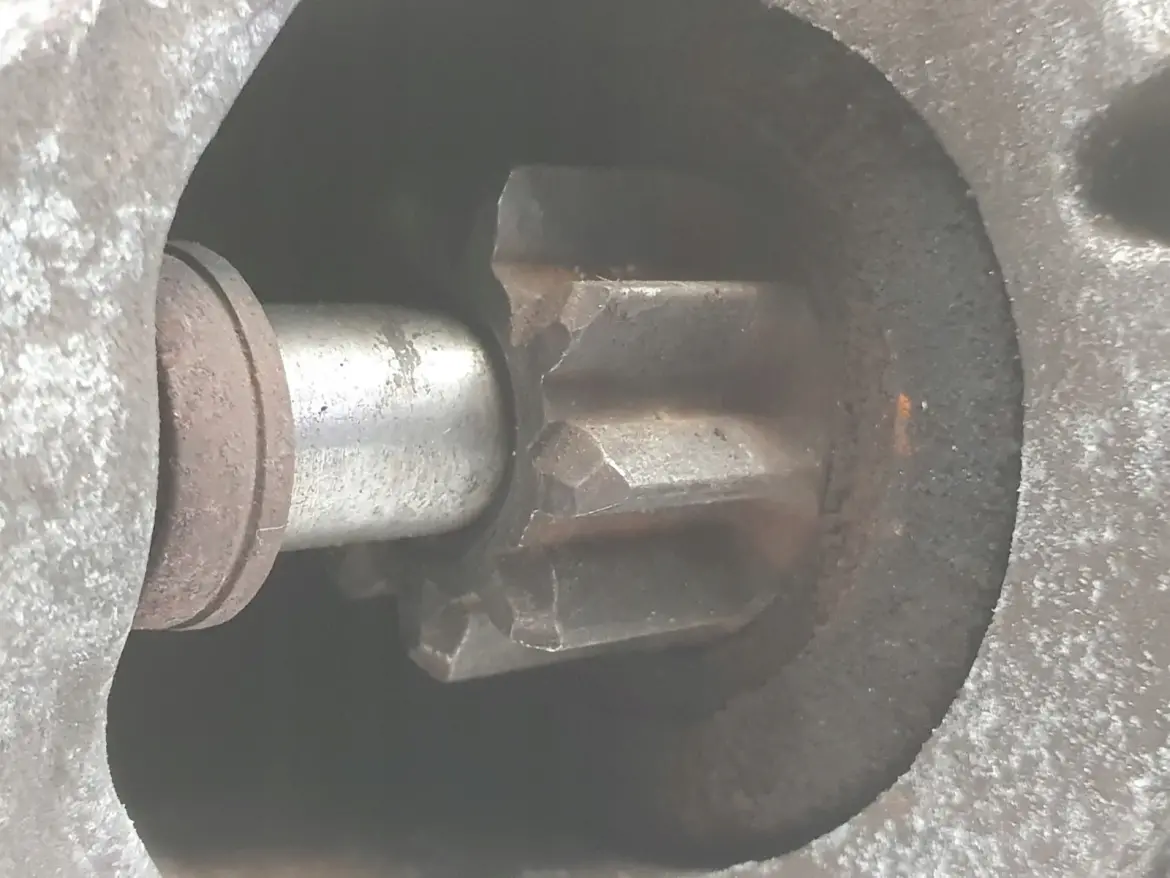 Opel Corsa D 1.4 16V ROZRUSZNIK bosch 0001107522
