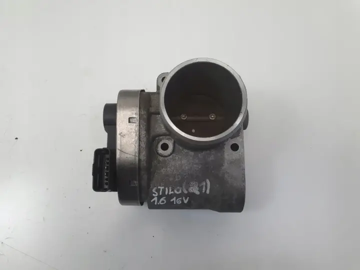 Fiat Stilo 1.6 16V PRZEPUSTNICA 48SMF5/B