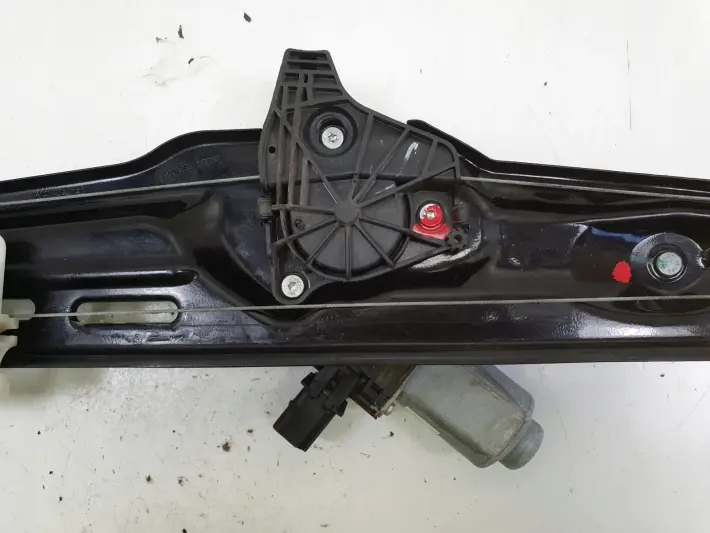 BMW X3 F25 PODNOŚNIK SZYBY prawy tył PASAŻERA mechanizm 7258536