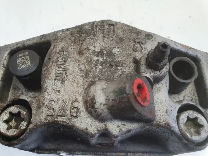 Volvo V40 II PRZEDNI ZACISK HAMULCOWY lewy przód KIEROWCY L.P 975