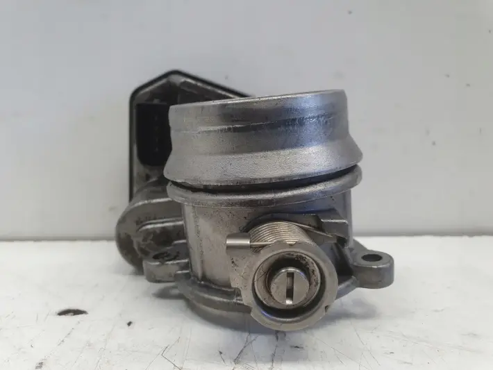 BMW E87 E90 E91 2.0 D N47 PRZEPUSTNICA 780437301