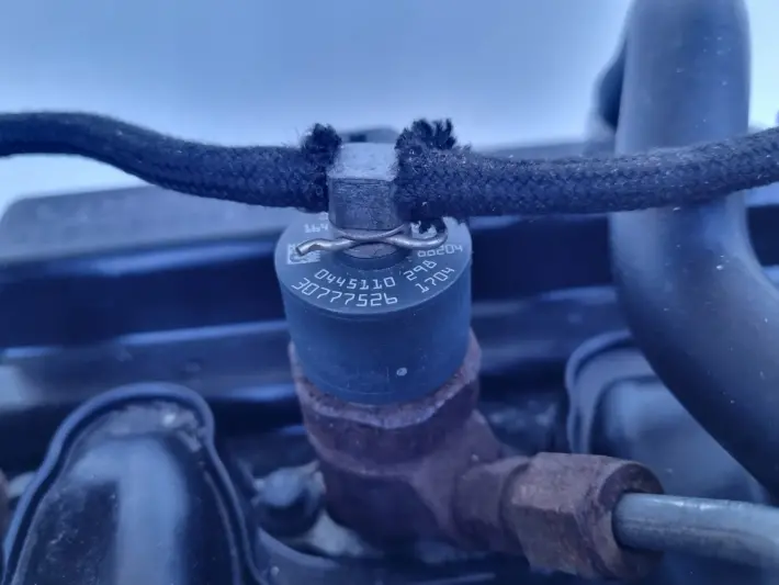 SILNIK KOMPLET Volvo V70 III 2.4 D5 185KM z łapą D5244T D5244T4