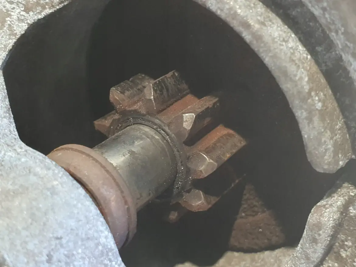 Volvo XC90 2.4 D5 ROZRUSZNIK bosch 0001109264