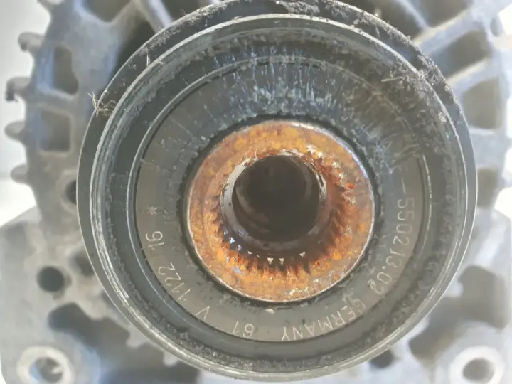 Renault Scenic III 1.5 DCI ALTERNATOR bosch 0124425037