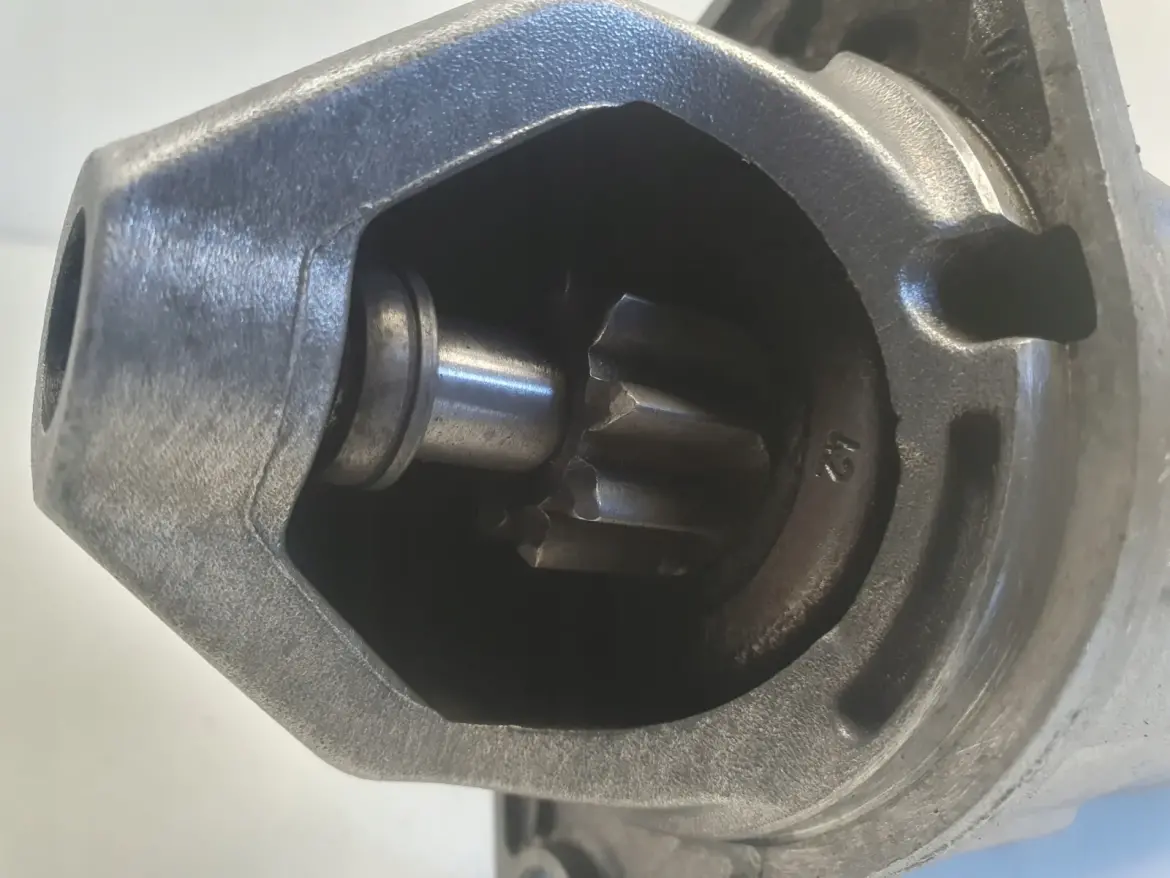 Opel Corsa D 1.0 12V ROZRUSZNIK 0001107436