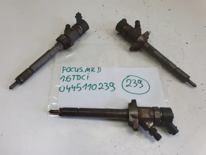 Ford Focus MK2 II 1.6 TDCI WTRYSKIWACZ wtrysk 0445110239
