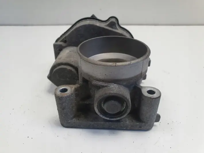 Ford C-MAX 1.8 16V PRZEPUSTNICA VP4F9U-9E928-AC