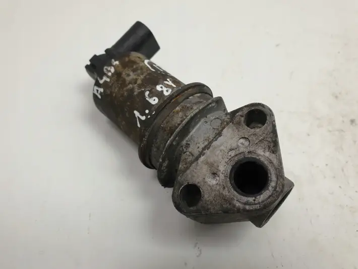 Audi A4 B6 1.6 8V ZAWÓR EGR 06B131501