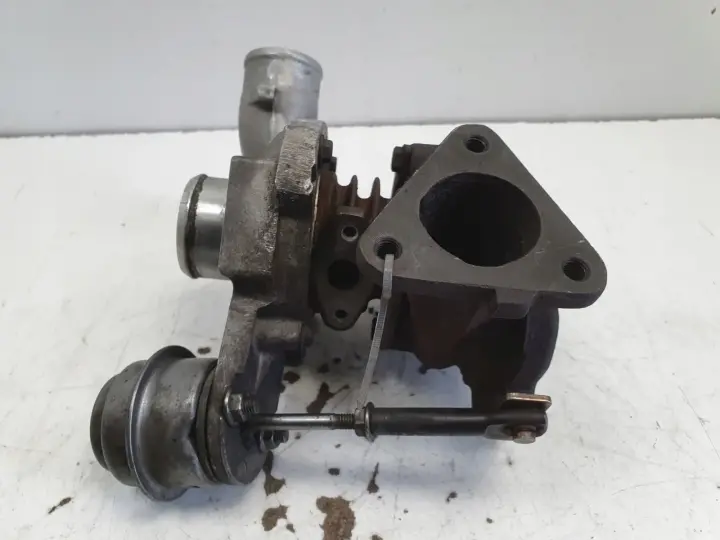 Opel Vectra C 2.0 DTI TURBOSPRĘŻARKA turbo 24461826