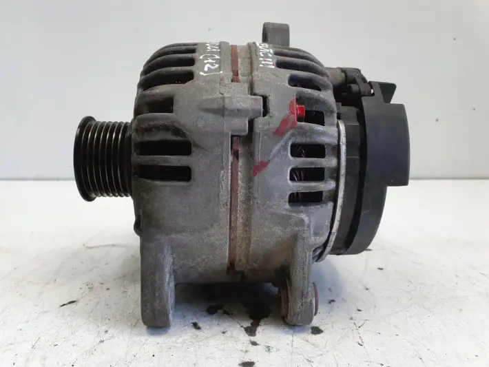 Renault Scenic III 1.9 DCI ALTERNATOR Bosch 0124525151 150A