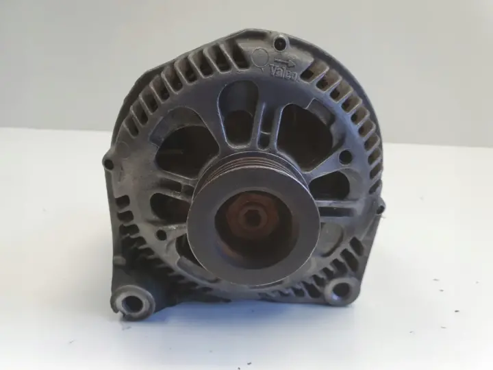 BMW E46 2.0 D ALTERNATOR