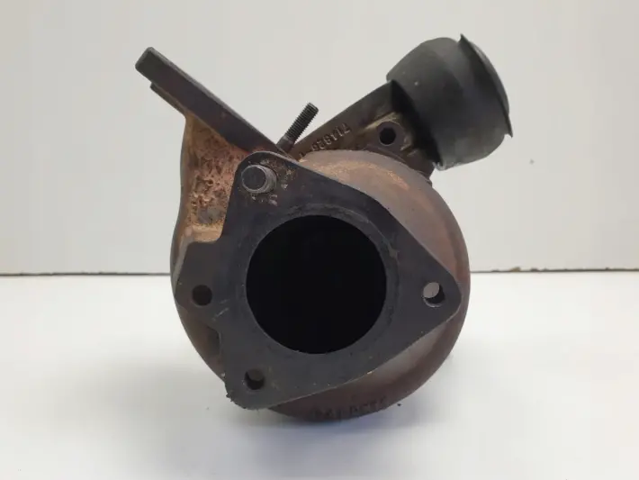 Volvo S60 V70 2.4 D5 TURBOSPRĘŻARKA turbo 8653146