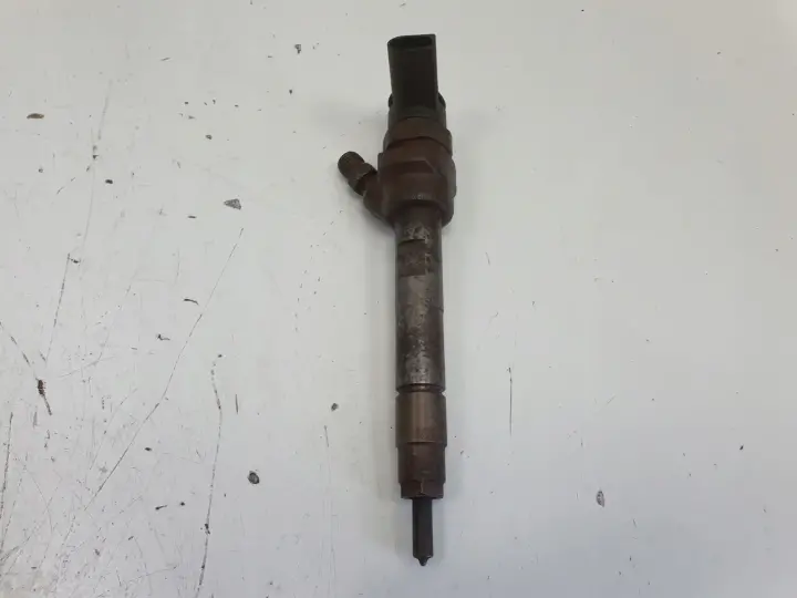 BMW E87 E90 E91 2.0 D WTRYSKIWACZ wtrysk 0445110289