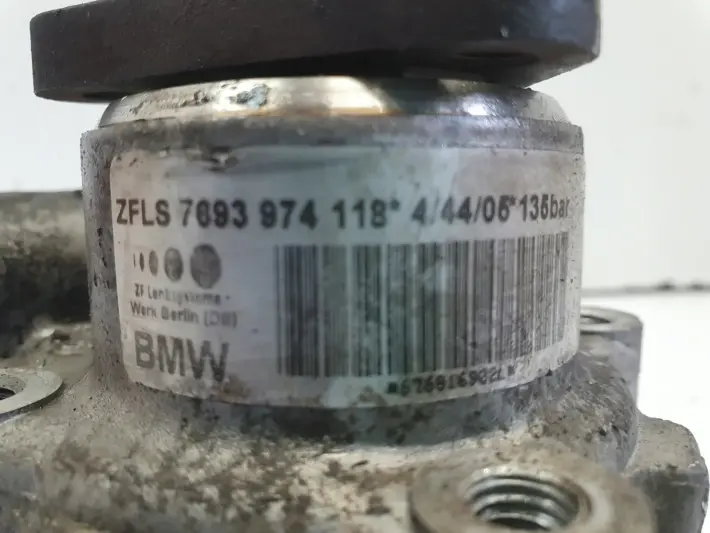 BMW E60 2.5 D POMPA WSPOMAGANIA 7693974