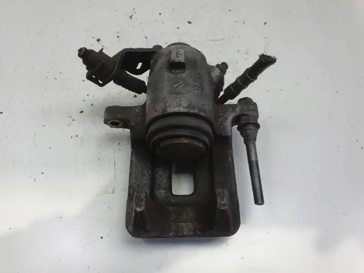 VW Golf IV Bora Audi A3 Toledo II LEWY ZACISK HAMULCOWY tył kierowcy Lucas