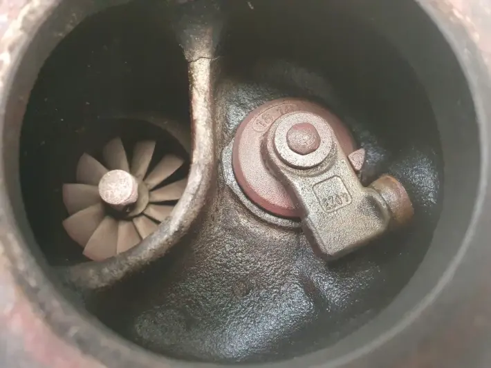 Audi A4 B7 1.8 T TURBOSPRĘŻARKA turbo 058145703J